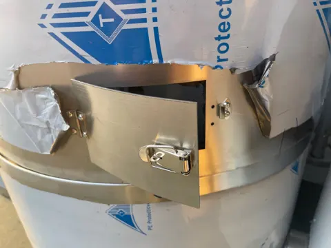 筒体锥体与容器
