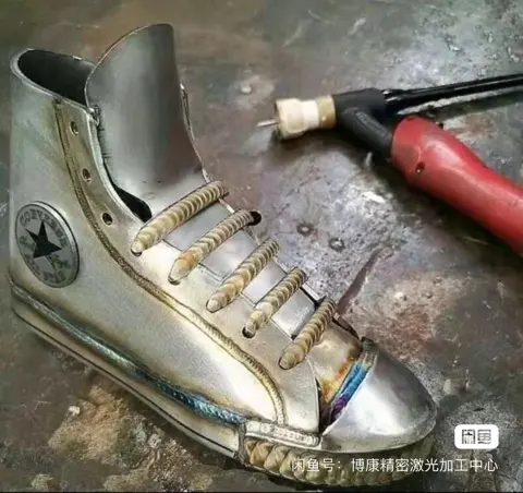 定制零件与加工细节