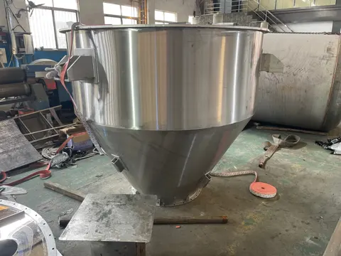 筒体锥体与容器