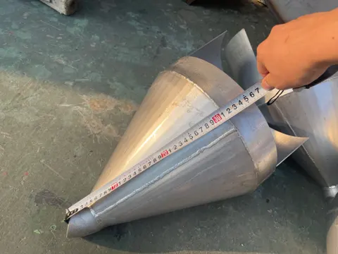 筒体锥体与容器
