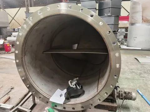筒体锥体与容器