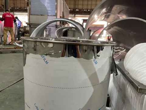 筒体锥体与容器