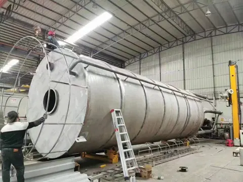 筒体锥体与容器