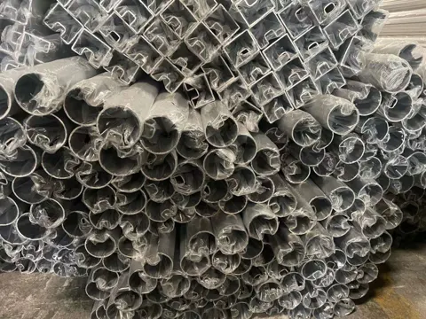 圆形开槽截面
