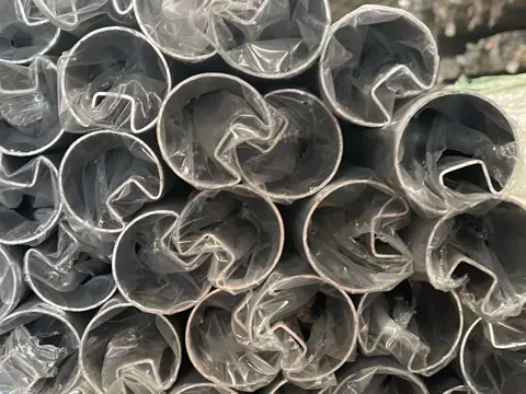 开槽管端部细节