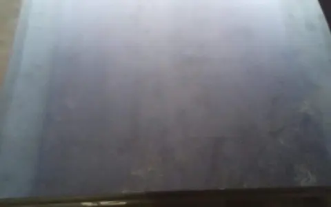 مواد فولاذية وأخرى مجلفنة